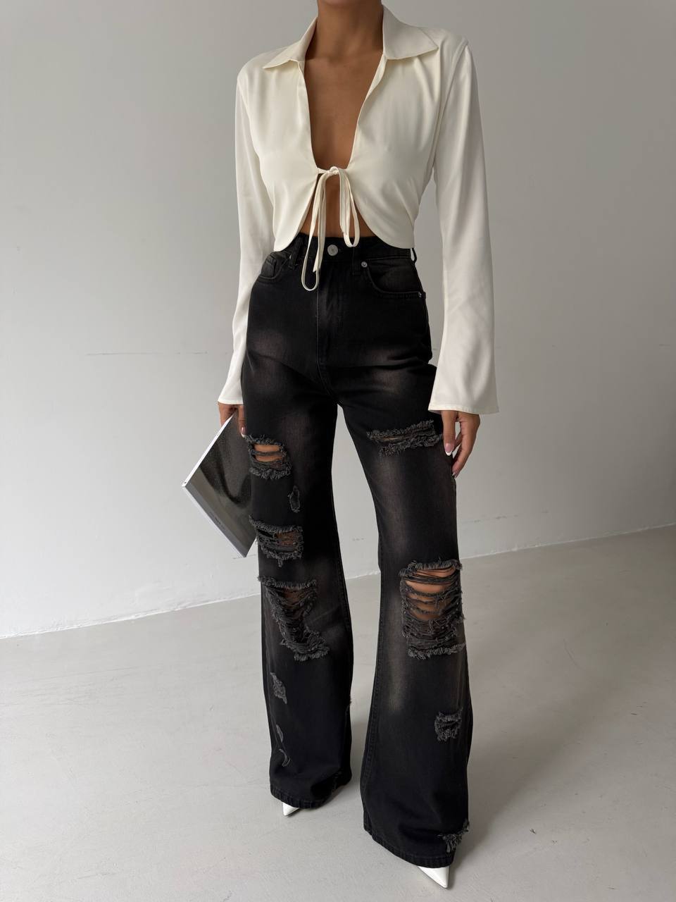 The Anarchy Jeans - Black and Classic Blue Wash
