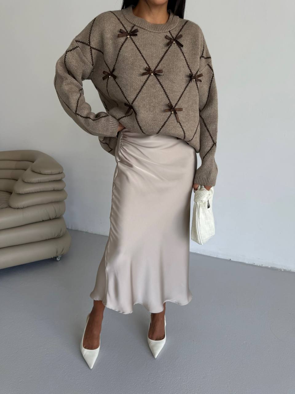 The Marquise Sweater - Taupe and Burgundy