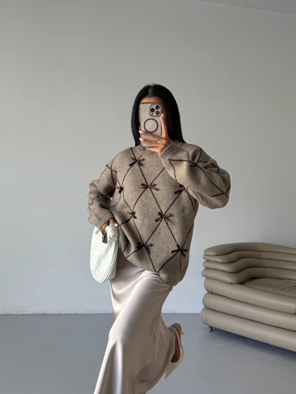 The Marquise Sweater - Taupe and Burgundy