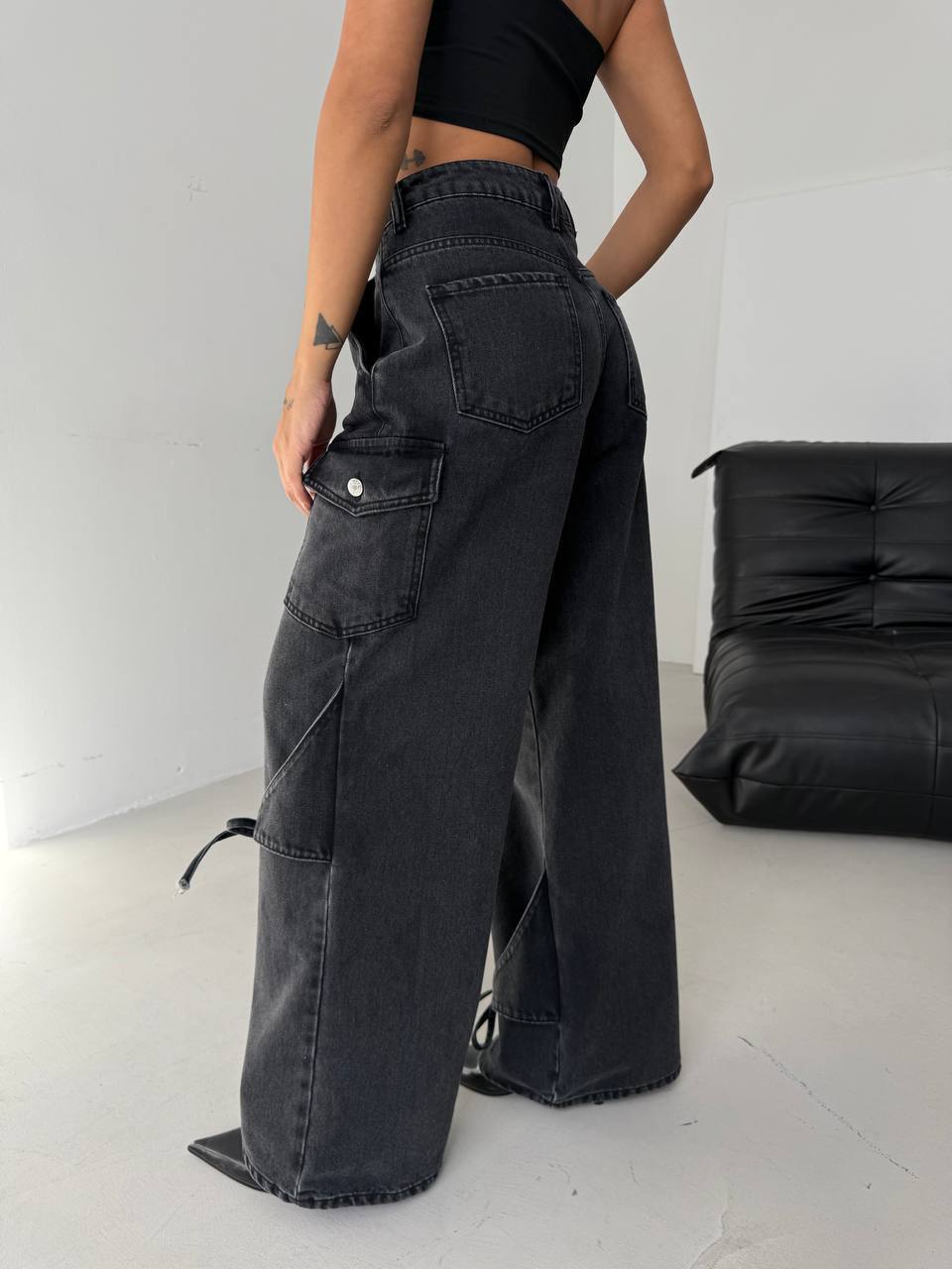 The Willow Jean – Black & Blue